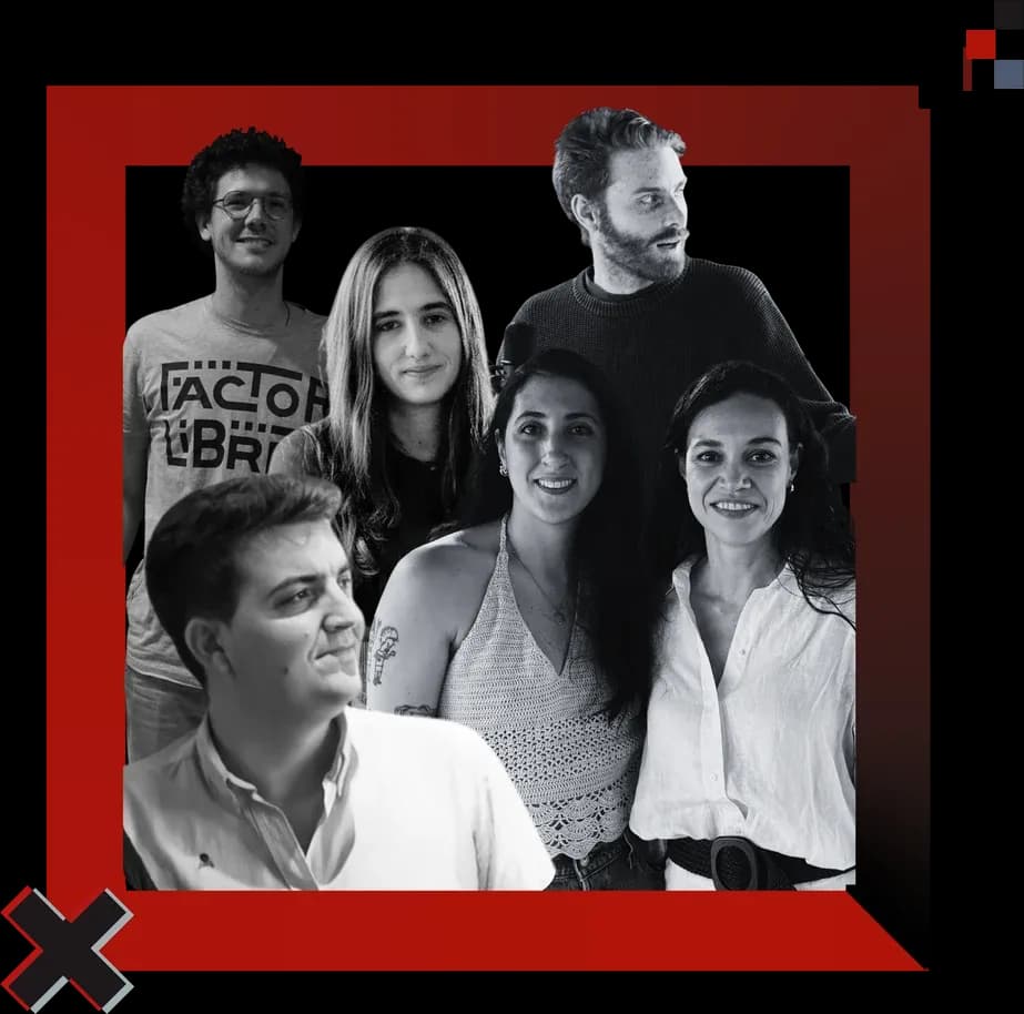Parte del equipo de Factor Libre en escala de grises, dentro de un marco rojo de la marca